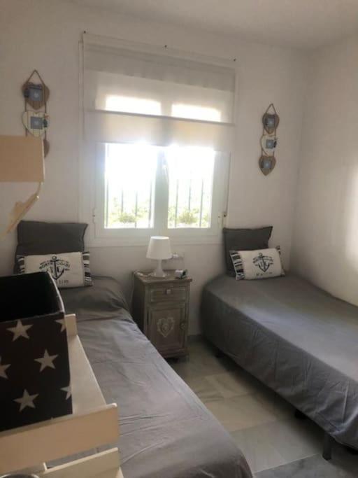Appart T3 A Louer En Andalousie Chiclana de la Frontera Eksteriør billede